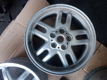 Laden Sie das Bild in den Galerie-Viewer, 1x Alufelge 18 Zoll 7.5&quot; 5x120 6750217-7 Land Rover Range Rim Wheel