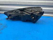 Laden Sie das Bild in den Galerie-Viewer, Frontscheinwerfer Audi A4 B9 8W0941036E Rechts Scheinwerfer Headlight SCH8166460764sp