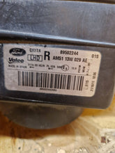 Load image into Gallery viewer, Frontscheinwerfer Ford Grand C-Max AM5113W029AE Rechts Scheinwerfer Headlight SCH4653900622mg