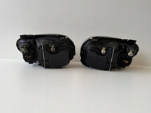 Laden Sie das Bild in den Galerie-Viewer, Frontscheinwerfer VW Golf IV Ein Stück (Rechts oder Links) Headlight SCH9989296870hj
