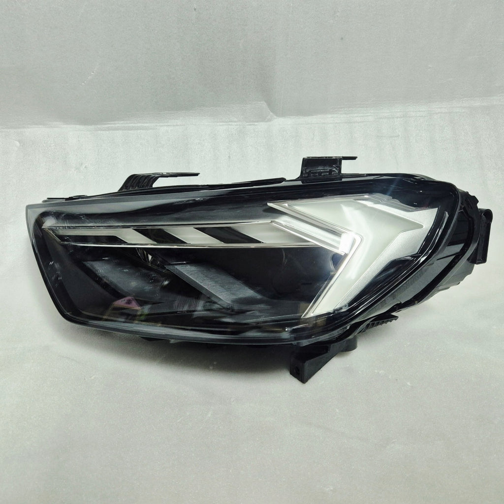 Frontscheinwerfer Audi A1 82A941033D Links Scheinwerfer Headlight SCH7220846223ra