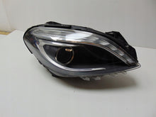 Load image into Gallery viewer, Frontscheinwerfer Mercedes-Benz W246 A2468201661 Xenon Rechts Headlight SCH7577980667ak