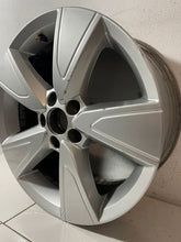 Load image into Gallery viewer, 1x Alufelge 17 Zoll 7.5" 5x108 50ET Glanz Silber 31680565 Volvo Xc40 Rim Wheel FEL3345374924bs