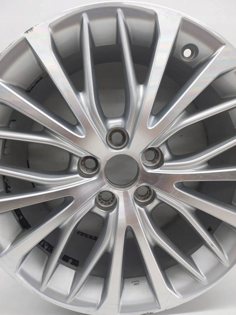 1x Alufelge 18 Zoll 8.0" 5x114.3 50ET 42611-33C80 Toyota Camry Rim Wheel