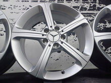 Laden Sie das Bild in den Galerie-Viewer, 4x Alufelge 17 Zoll 6.5" 5x112 44ET Silber 87169090 Audi A3 Superb III Octavia FEL7796430088qj