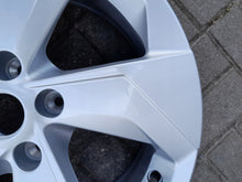 Load image into Gallery viewer, 1x Alufelge 17 Zoll 7.0" 5x114.3 35ET Glanz Schwarz KBA52937 Nissan Juke FEL4963171712fn