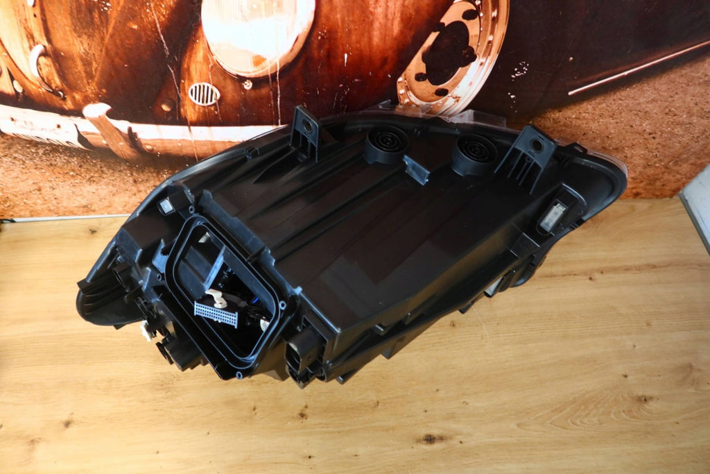 Frontscheinwerfer Mercedes-Benz Sprinter A9109069100 Rechts Headlight SCH4532131218kz