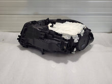 Laden Sie das Bild in den Galerie-Viewer, Frontscheinwerfer Mercedes-Benz W177 A1779062106 LED Links Headlight SCH7498924921cx