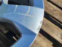 Load image into Gallery viewer, 1x Alufelge 17 Zoll 7.5&quot; 4x108 29ET 9684883880 Peugeot Rim Wheel