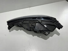 Laden Sie das Bild in den Galerie-Viewer, Frontscheinwerfer Audi A3 8Y0941012 LED Rechts Scheinwerfer Headlight SCH5284980301tv