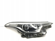 Laden Sie das Bild in den Galerie-Viewer, Frontscheinwerfer Toyota Chr C-Hr 81110F4031 Rechts Scheinwerfer Headlight SCH2706420164st