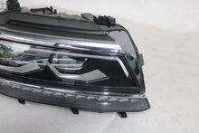 Laden Sie das Bild in den Galerie-Viewer, Frontscheinwerfer VW Tiguan 5NN941082C Rechts Scheinwerfer Headlight