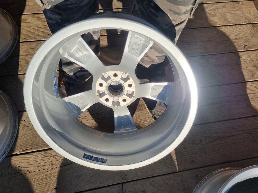 4x Alufelge 19 Zoll 7.0" 5x112 43ET Glanz Silber 83A601025N Audi Super Rim Wheel FEL2736546689yz