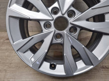 Load image into Gallery viewer, 1x Alufelge 16 Zoll 6.5" 5x112 43ET Glanz Silber 8Y0071496A Audi A3 Rim Wheel FEL2253649238vu