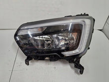 Laden Sie das Bild in den Galerie-Viewer, Frontscheinwerfer Renault Master III 260607867R Links Scheinwerfer Headlight SCH1997053130eg