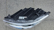 Laden Sie das Bild in den Galerie-Viewer, Frontscheinwerfer Mercedes-Benz Sprinter A9109065700 LED Links Headlight SCH3921512760bu