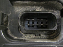 Laden Sie das Bild in den Galerie-Viewer, Frontscheinwerfer Skoda Rapid 5JB941015C Xenon Links Scheinwerfer Headlight SCH1938160831ey