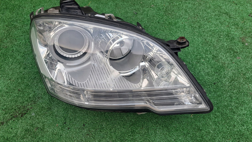 Frontscheinwerfer Mercedes-Benz W164 A1648205961 Xenon Rechts Headlight