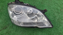 Load image into Gallery viewer, Frontscheinwerfer Mercedes-Benz W164 A1648205961 Xenon Rechts Headlight