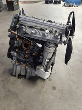 Laden Sie das Bild in den Galerie-Viewer, Motor Audi Skoda VW A4 B8 CAG 2.0 TDI 96TKm 2007 Diesel Engine Unkomplett