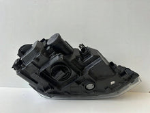 Laden Sie das Bild in den Galerie-Viewer, Frontscheinwerfer VW Polo 2G1941035H Links Scheinwerfer Headlight