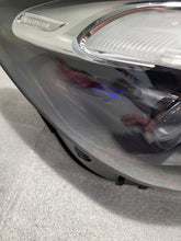 Laden Sie das Bild in den Galerie-Viewer, Frontscheinwerfer Mercedes-Benz W247 A2479062604 Rechts Scheinwerfer Headlight SCH6257244208gs