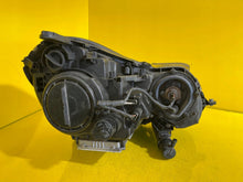 Laden Sie das Bild in den Galerie-Viewer, Frontscheinwerfer Mercedes-Benz W210 A2108200261 Xenon Links Headlight SCH7642283443lo