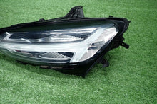 Laden Sie das Bild in den Galerie-Viewer, Frontscheinwerfer Volvo S60 V60 II 3204689 Links Scheinwerfer Headlight SCH1855191392yy