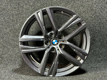 Laden Sie das Bild in den Galerie-Viewer, 1x Alufelge 18 Zoll 8.5" 5x112 36ET Glanz Graphit 6896768 BMW G22 G23 G26 Mg FEL8336435976xk
