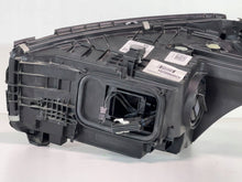 Laden Sie das Bild in den Galerie-Viewer, Frontscheinwerfer Mercedes-Benz W206 A2069066204 Rechts Scheinwerfer Headlight SCH3064938744hn