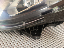 Laden Sie das Bild in den Galerie-Viewer, Frontscheinwerfer Porsche Macan 95b 95B941031CF Bi-Xenon Links Headlight SCH5357146003pl