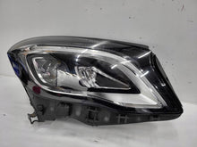 Laden Sie das Bild in den Galerie-Viewer, Frontscheinwerfer Mercedes-Benz Gla A1569067000 Full LED Rechts Headlight SCH6956672111eq