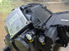 Laden Sie das Bild in den Galerie-Viewer, Frontscheinwerfer Skoda Karoq 57B941016D Rechts Scheinwerfer Headlight SCH8599124151fq