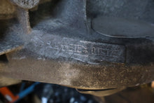 Load image into Gallery viewer, Motor Mercedes-Benz W204 271910 1.6 156PS 115kW 2009 Benzin Engine Unkomplett