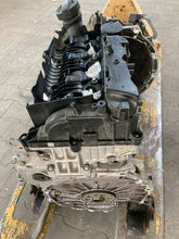 Load image into Gallery viewer, Motor BMW X1 F48 B37C15A 1.5 2018 Diesel Engine Unkomplett
