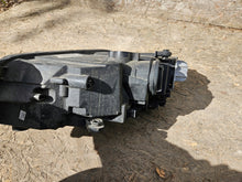 Laden Sie das Bild in den Galerie-Viewer, Frontscheinwerfer Seat Ateca 576941008F LED Rechts Scheinwerfer Headlight