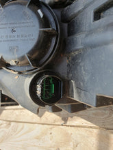 Laden Sie das Bild in den Galerie-Viewer, Frontscheinwerfer Hyundai I30 III G4921-64010 G4921-64020 Rechts Headlight SCH6085761407vr