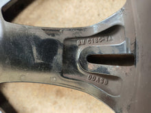 Laden Sie das Bild in den Galerie-Viewer, 1x Alufelge 17 Zoll 7.0&quot; 4x108 47 5ET Glanz Schwarz C1BC-YA Ford Fiesta