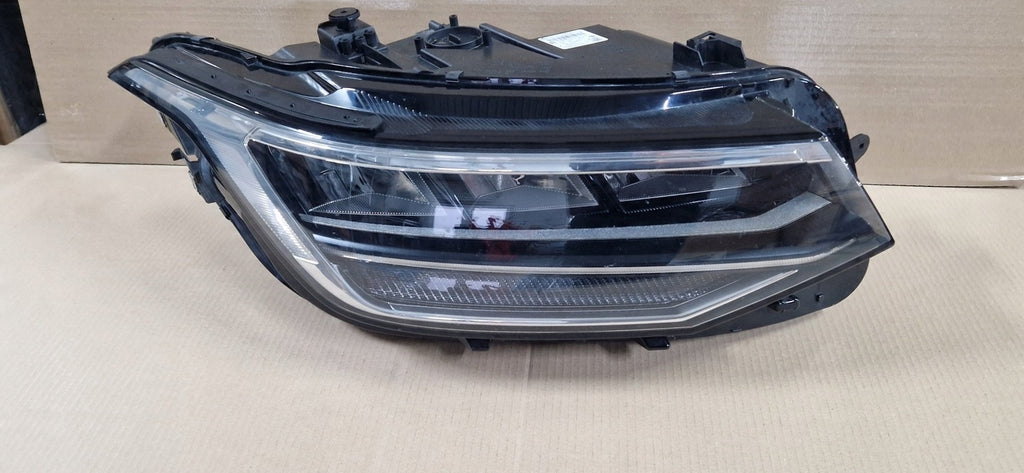 Frontscheinwerfer VW Tiguan 5NB941036C LED Rechts Scheinwerfer Headlight