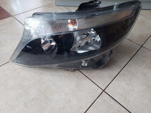 Laden Sie das Bild in den Galerie-Viewer, Frontscheinwerfer Mercedes-Benz Vito W447 A4479067700 Links Headlight SCH4266177039rl