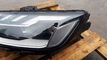 Laden Sie das Bild in den Galerie-Viewer, Frontscheinwerfer Audi A4 B9 8W0941033E Links Scheinwerfer Headlight