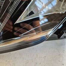 Load image into Gallery viewer, Frontscheinwerfer Skoda Octavia III 5E1941007E Full LED Links Headlight SCH8129087599dk