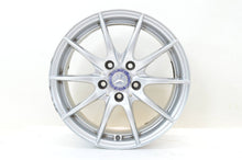 Load image into Gallery viewer, 4x Alufelge 16 Zoll 7.0" 5x112 43ET Glanz Silber A2044015702 Mercedes-Benz FEL3958330217xb