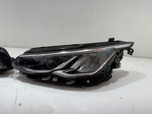 Load image into Gallery viewer, Frontscheinwerfer VW Golf VIII 5H1941006C 5H1941005C Ein Satz Headlight SCH7547315347th