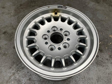 Load image into Gallery viewer, 1x Alufelge 14 Zoll 6.5&quot; 5x120 1125695 BMW E28 Rim Wheel