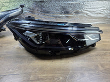 Laden Sie das Bild in den Galerie-Viewer, Frontscheinwerfer VW Passat 3J1941006 Rechts Scheinwerfer Headlight SCH5897909783yn