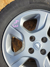 Laden Sie das Bild in den Galerie-Viewer, 1x Alufelge 15 Zoll 6.0" 4x100 40ET Glanz Graphit 403006822R Dacia Rim Wheel FEL2118067948tu