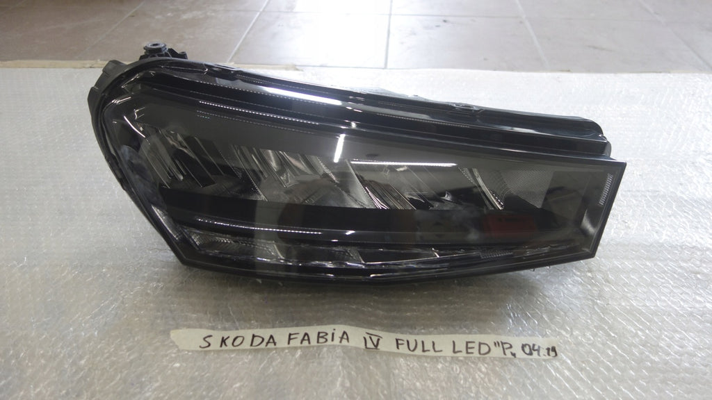 Frontscheinwerfer Skoda Fabia IV 6VB941016 LED Rechts Scheinwerfer Headlight SCH2502309940yq