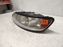 Load image into Gallery viewer, Frontscheinwerfer Volvo S40 30763033 AW3825 Ein Stück (Rechts oder Links) SCH8358269331rj