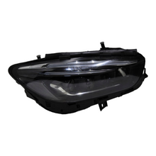 Laden Sie das Bild in den Galerie-Viewer, Frontscheinwerfer Mercedes-Benz W247 A2479062003 LED Rechts Headlight